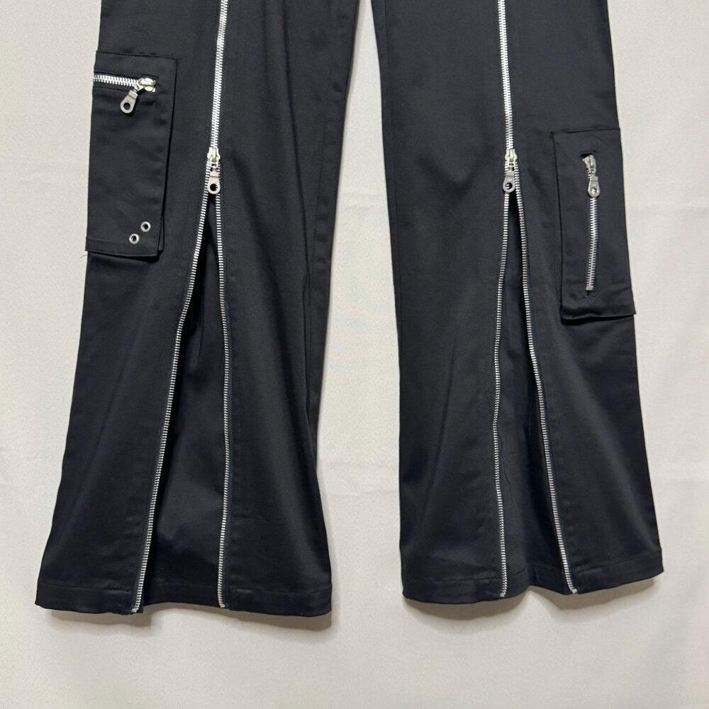 Y2K Clash Black Mid Rise Cargo Silver Zipper Hardware Flare Leg Pants Size 10 - Picture 8 of 17